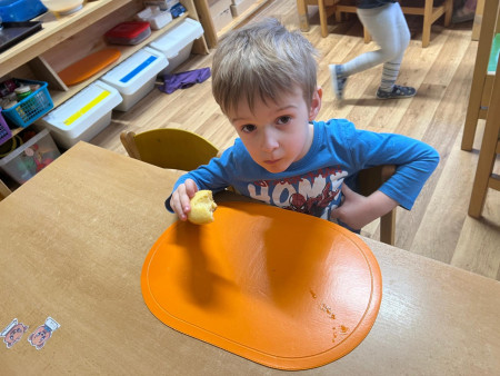 Zkoušíme si různá povolání